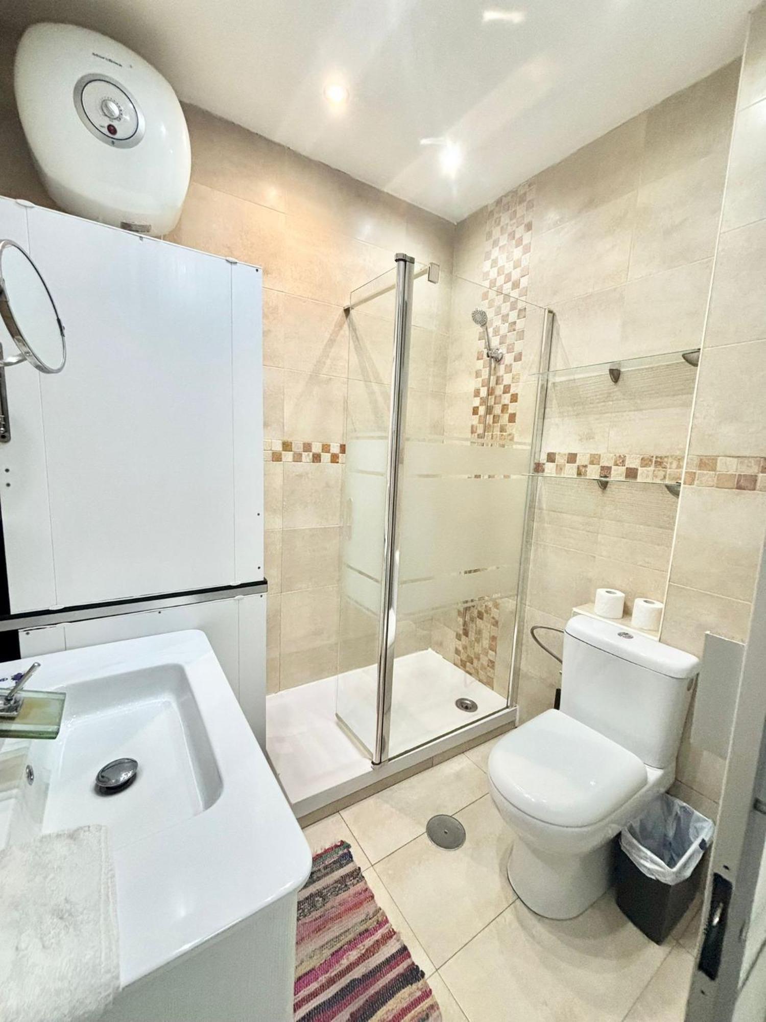Centro Ferrocarril 2 Metro Delicias Apartment Madrid Ngoại thất bức ảnh