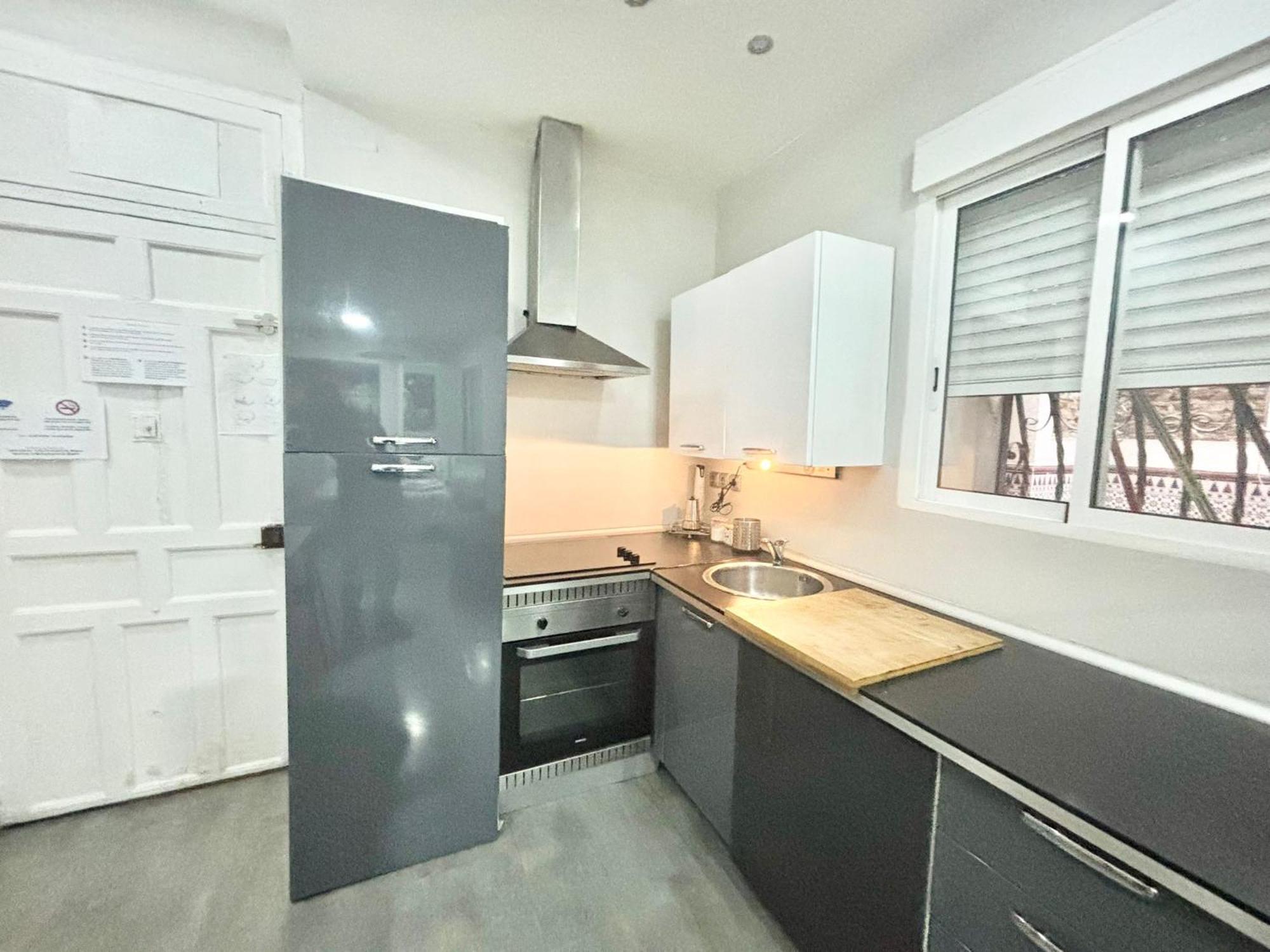 Centro Ferrocarril 2 Metro Delicias Apartment Madrid Ngoại thất bức ảnh